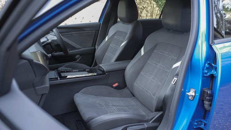 Vauxhall ASTRA ELECTRIC SPORTS TOURER 115kW GS 54kWh 5dr Auto